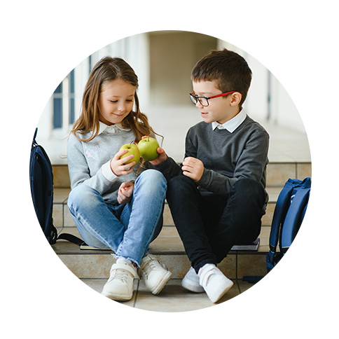 Enfants-et-fruits-et-légumes-écoles - brèves - Equation Nutrition février 2023