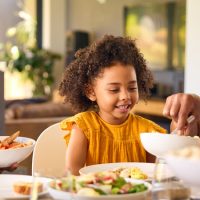 Diet: parents’ childhood experiences influence their children’s health behaviours