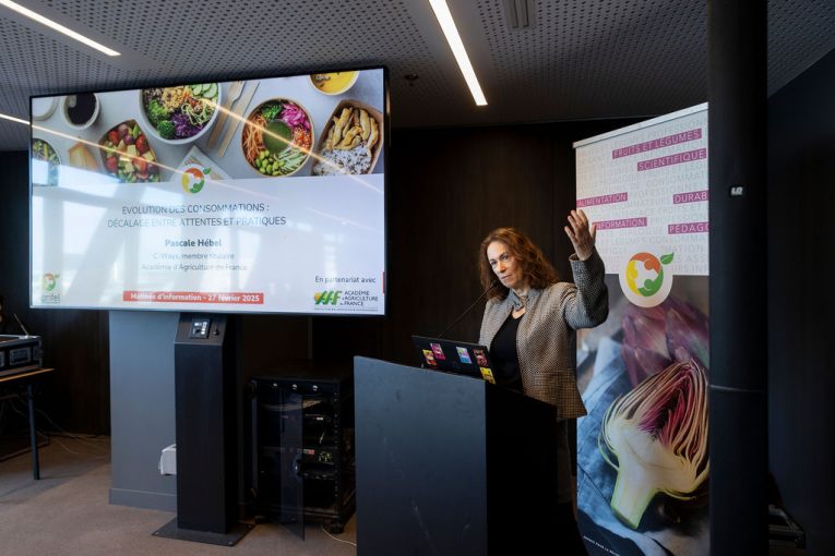 Pascale Hébel intervient à la matinée d'information Aprifel 2025 dédiée à l’évolution des modes de consommation et comportements alimentaires