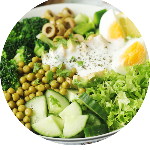 Salade brocolis, pois, concombres, olive et oeuf Aprifel